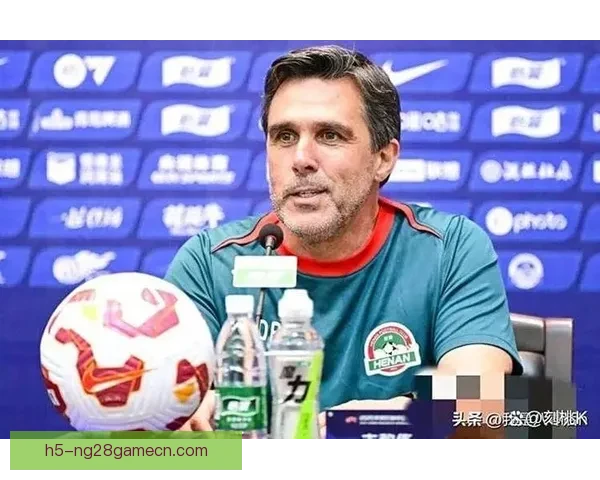 国安敲定汉堡中卫拉莫斯年薪低 国安敲定汉堡中卫拉莫斯年薪低